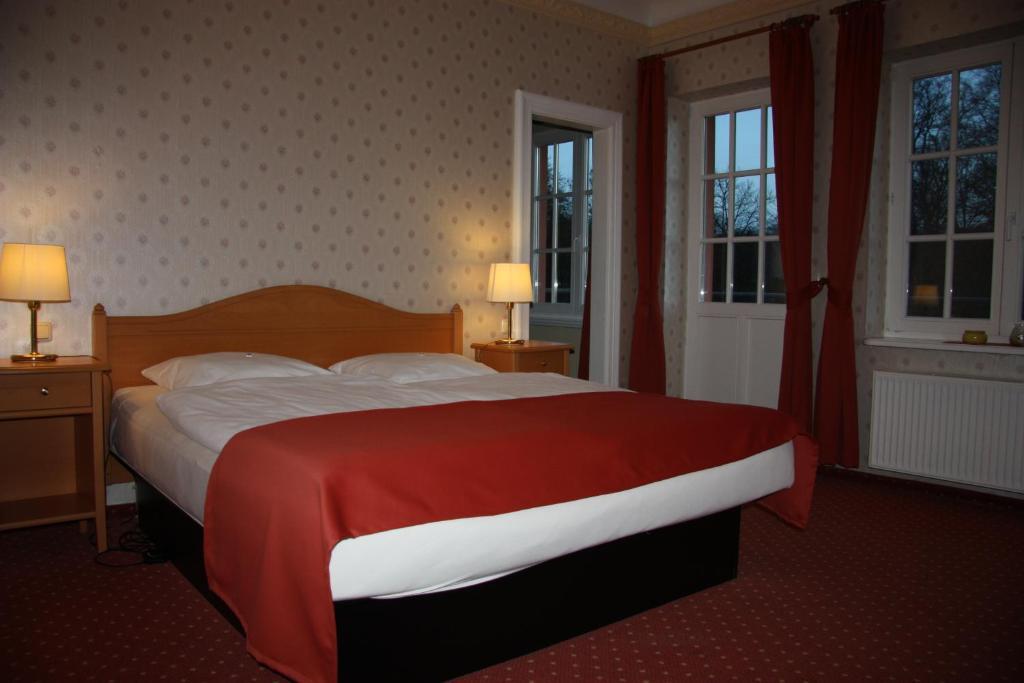 Altes Gutshaus-federow 3* Federow